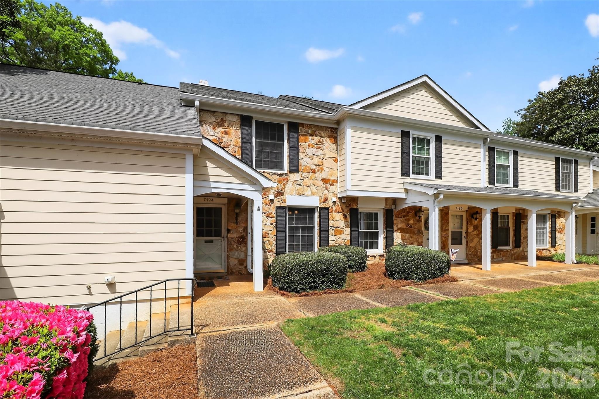 7124 Quail Meadow Lane Charlotte NC 28210