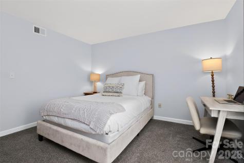 7124 Quail Meadow Lane Charlotte NC 28210