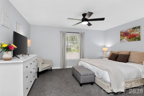 7124 Quail Meadow Lane Charlotte NC 28210