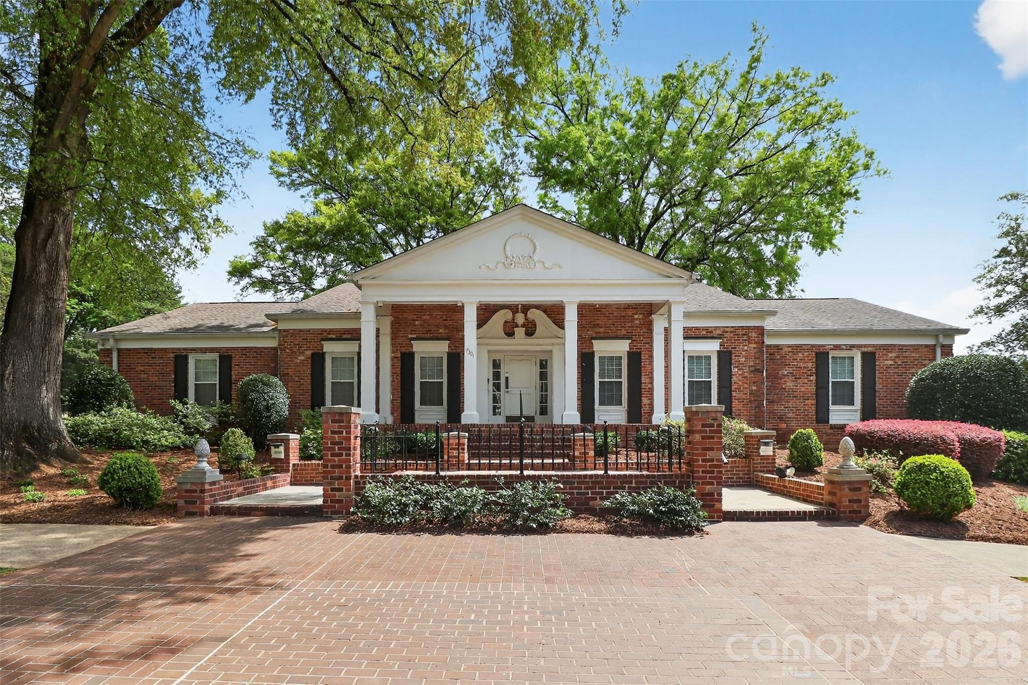 7124 Quail Meadow Lane Charlotte NC 28210