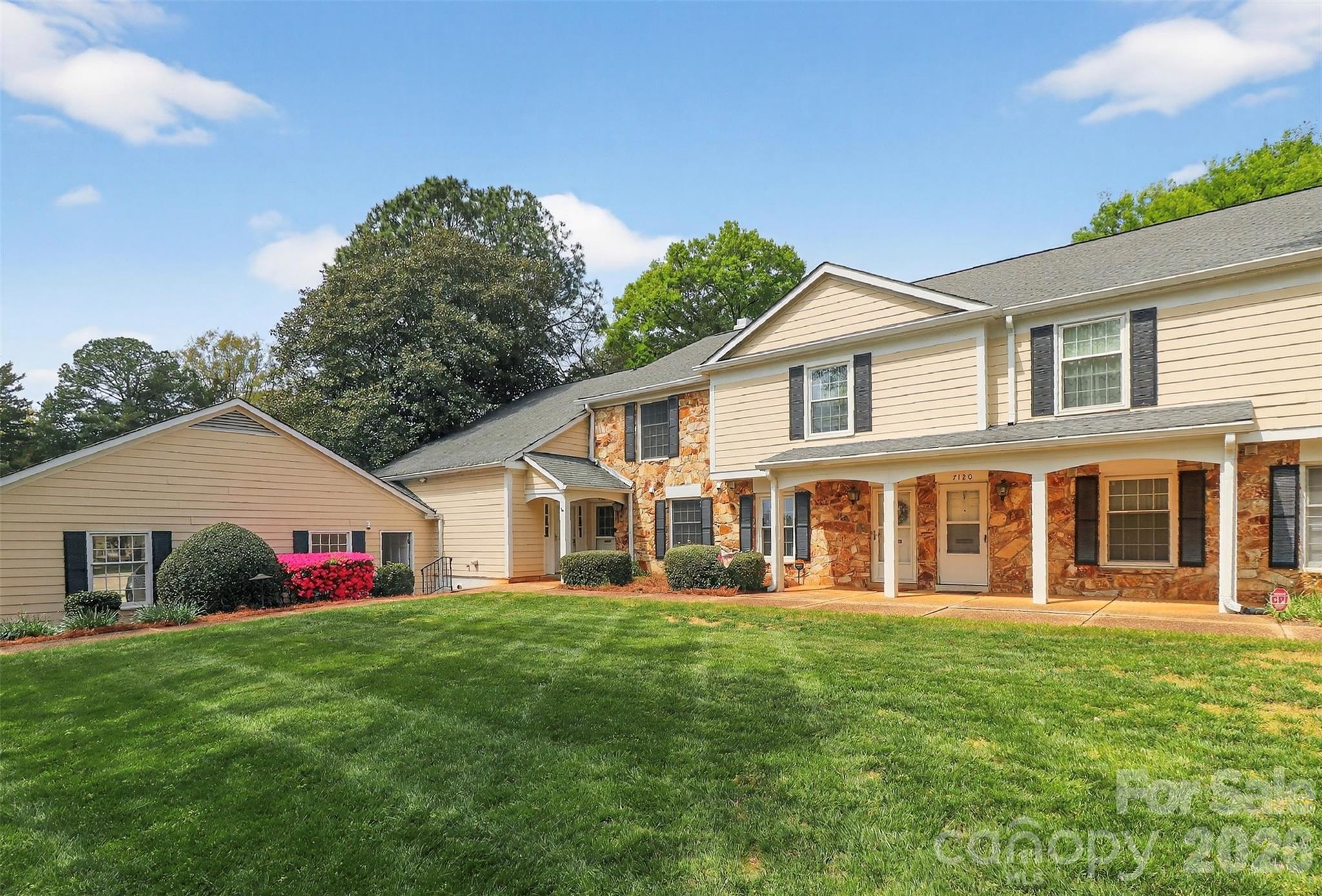 7124 Quail Meadow Lane Charlotte NC 28210