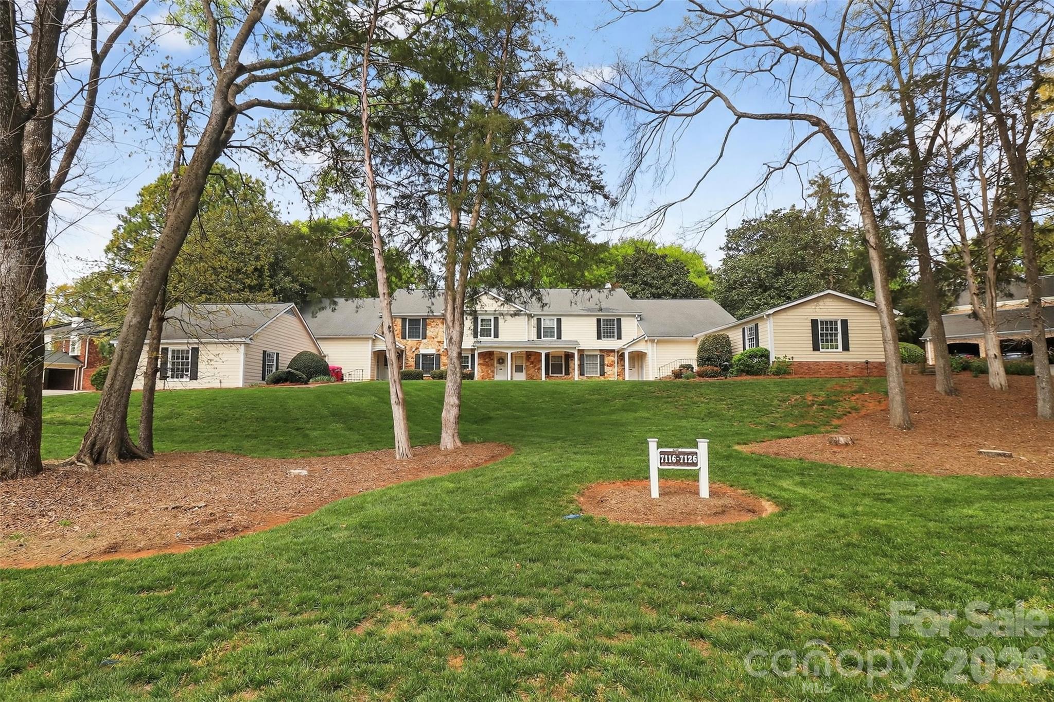 7124 Quail Meadow Lane Charlotte NC 28210