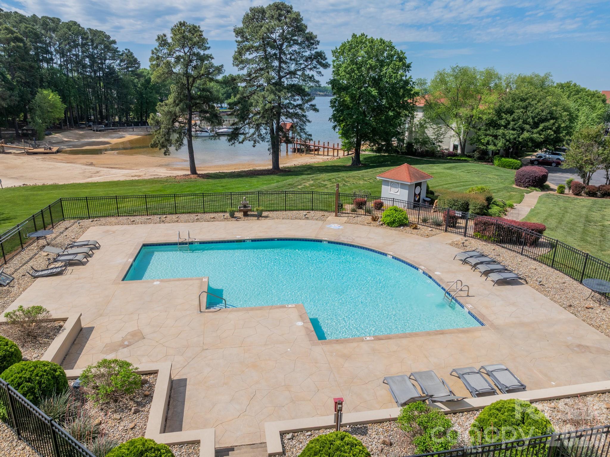 17919 Kings Point Drive Cornelius NC 28031