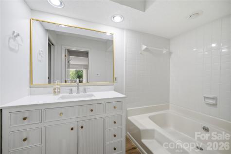 7429 Ashfield Court Charlotte NC 28226