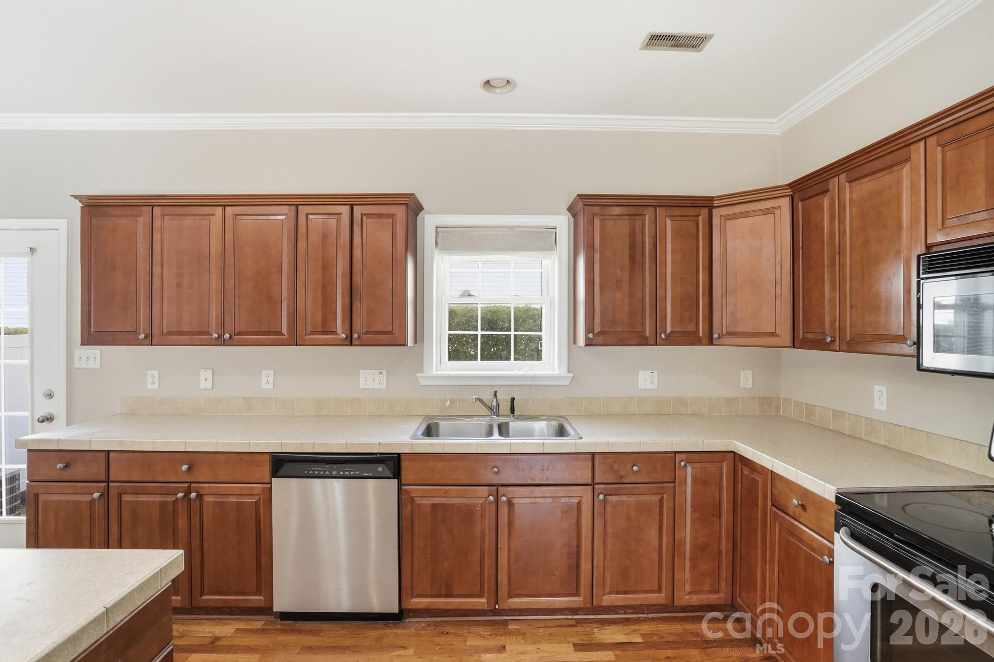 4322 Laurel Hill Lane Charlotte NC 28217