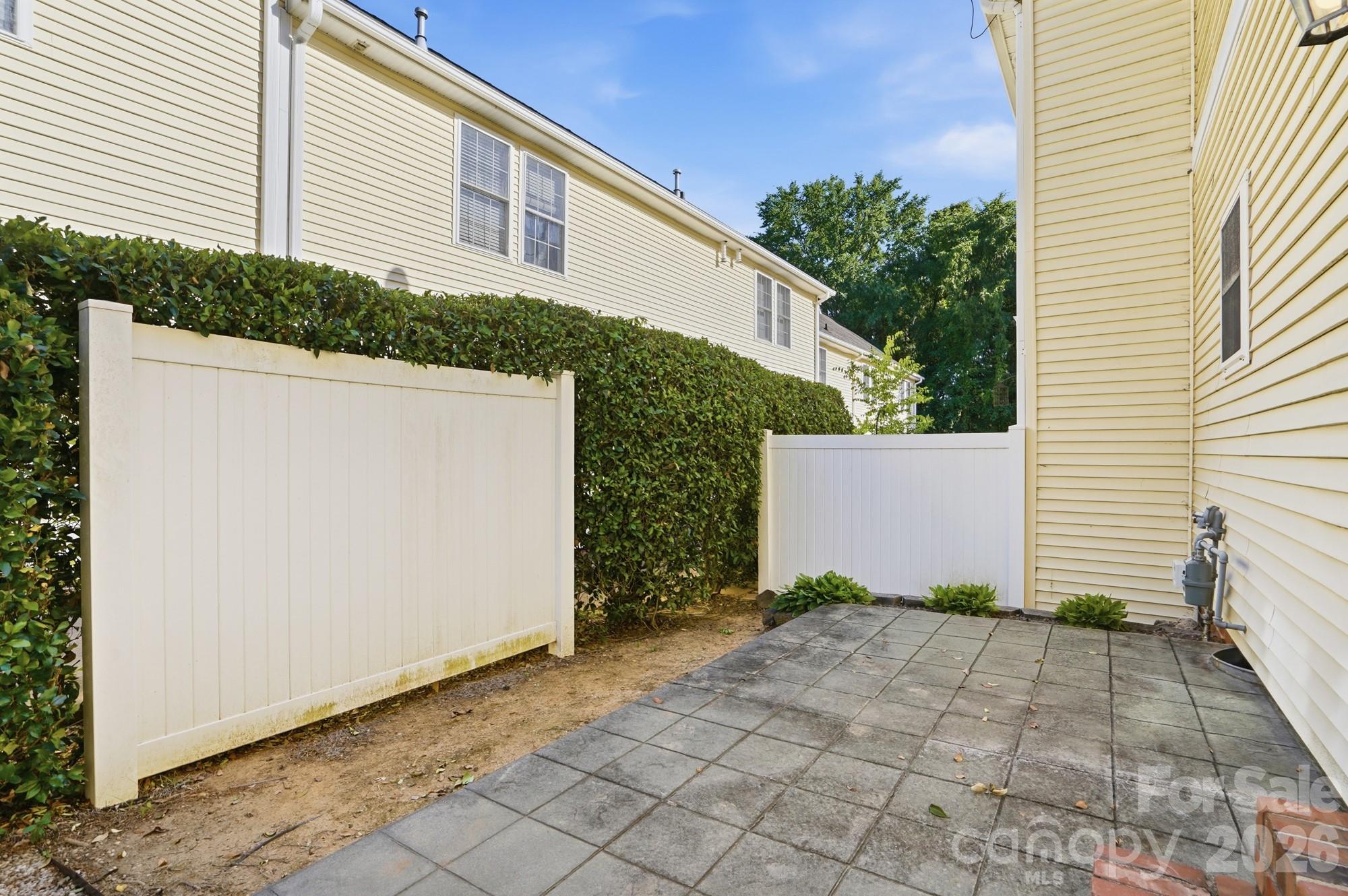 4322 Laurel Hill Lane Charlotte NC 28217