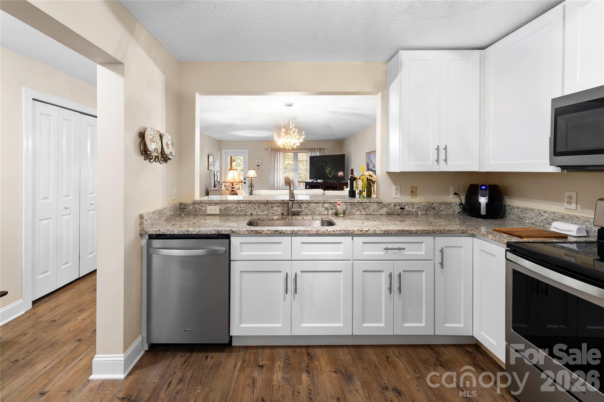 252 Wash Creek Drive Hendersonville NC 28739