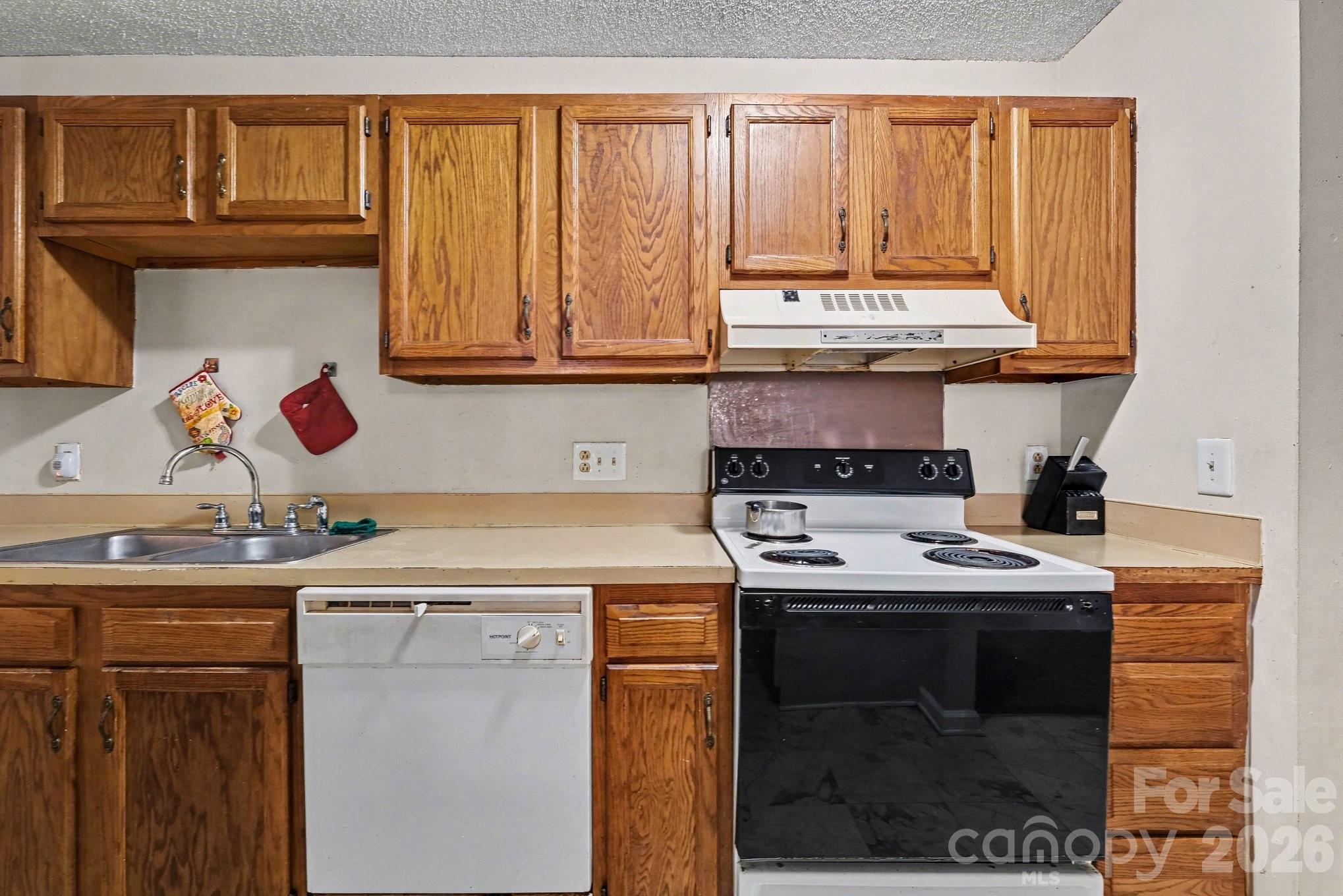 6234 Rosecroft Drive Charlotte NC 28215