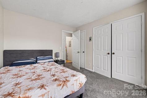 6234 Rosecroft Drive Charlotte NC 28215