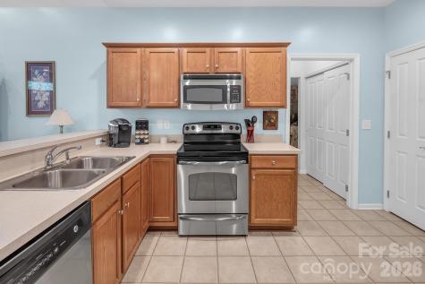 4607 Nashua Drive Matthews NC 28105
