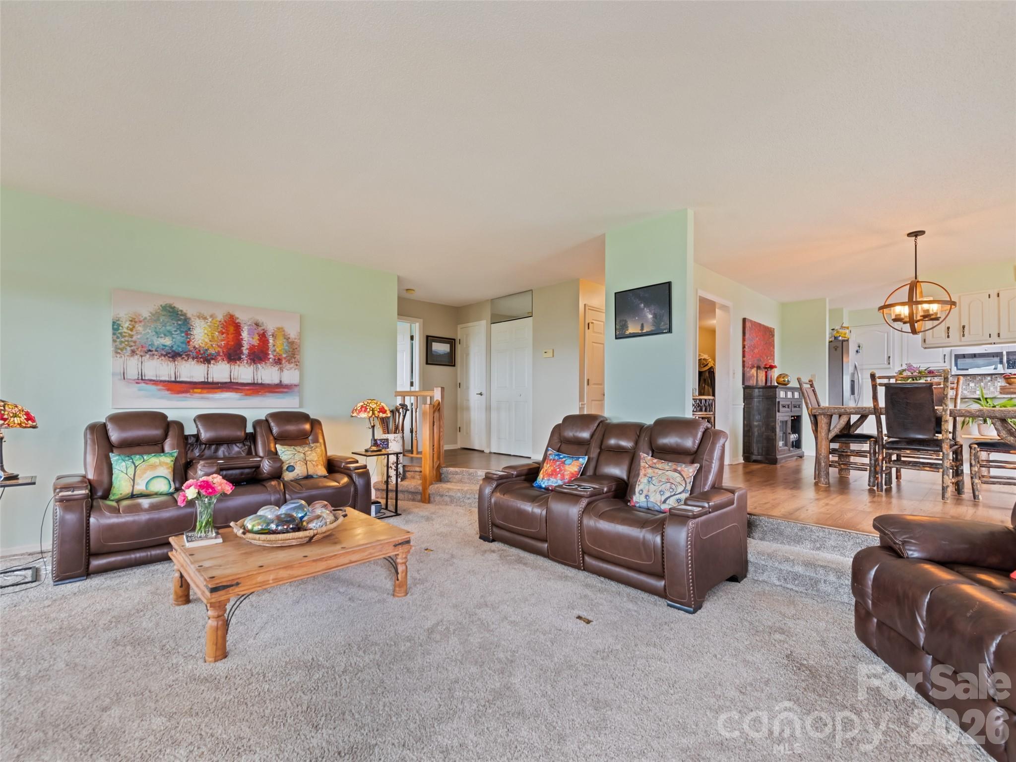 1401 Fleetwood Plaza Hendersonville NC 28739