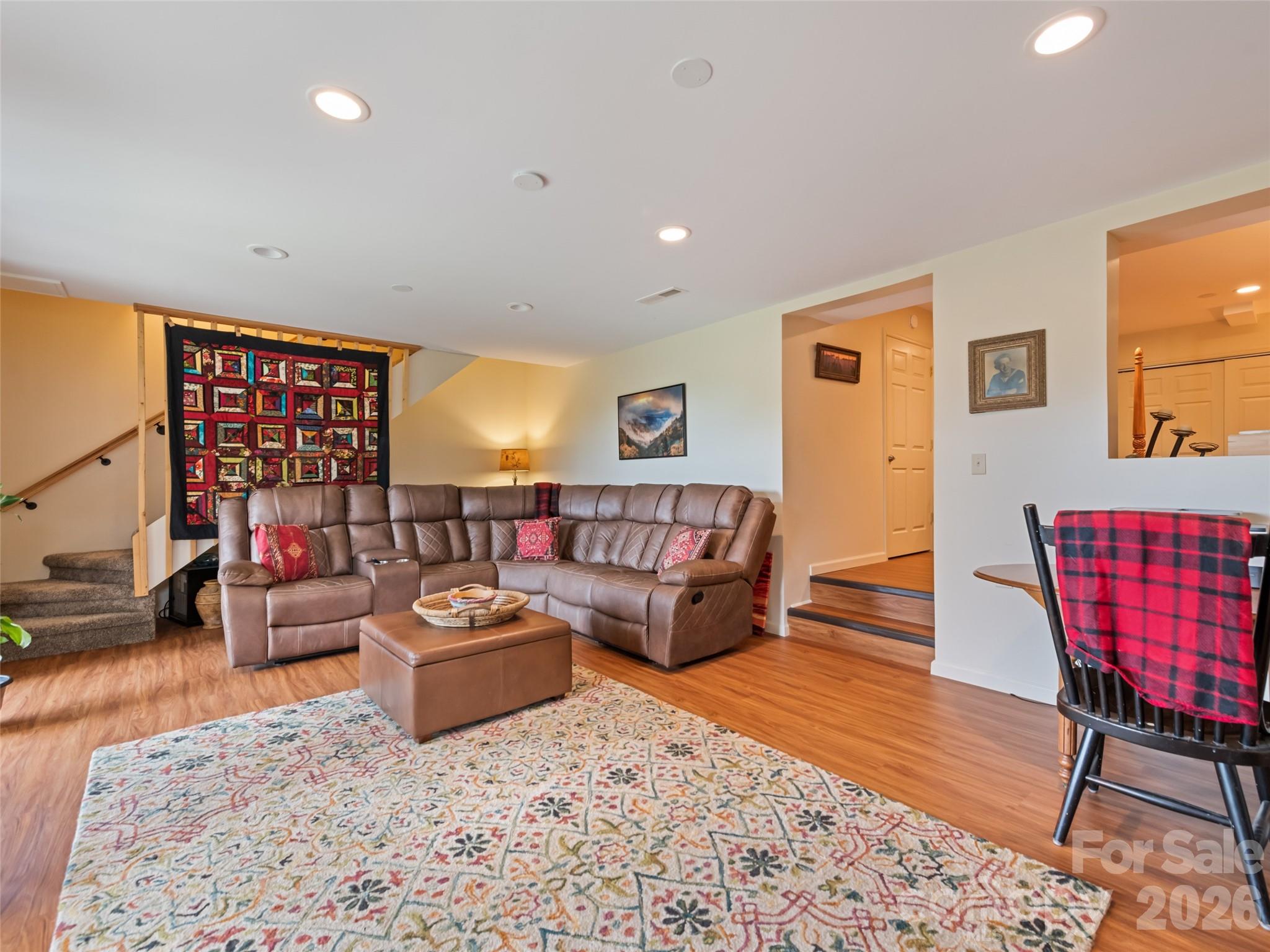 1401 Fleetwood Plaza Hendersonville NC 28739