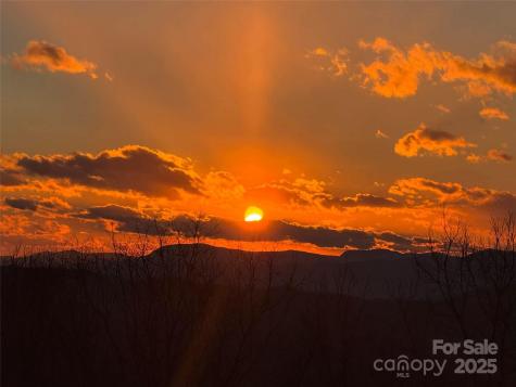 1401 Fleetwood Plaza Hendersonville NC 28739