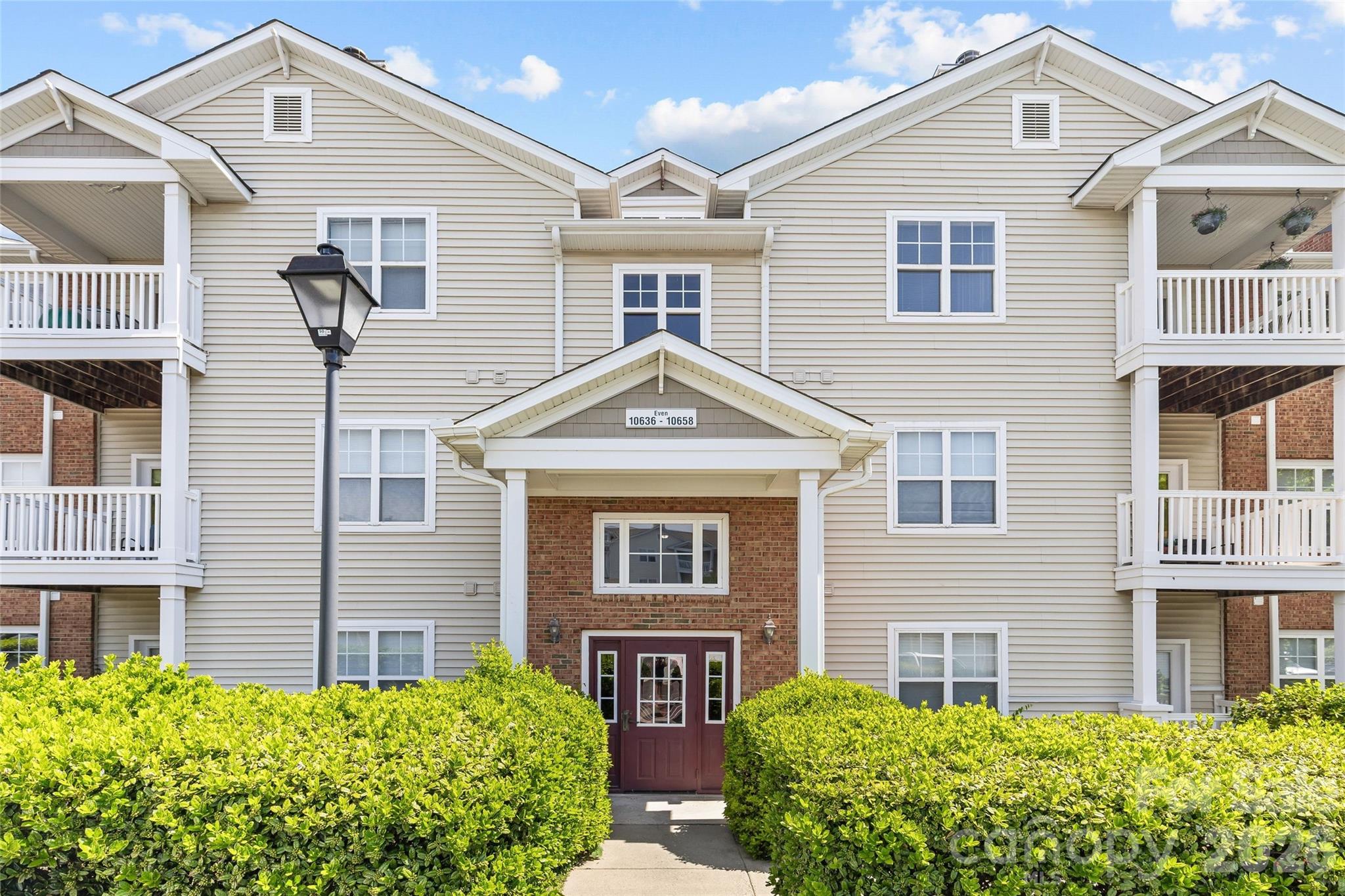 10652 Hill Point Court Charlotte NC 28262
