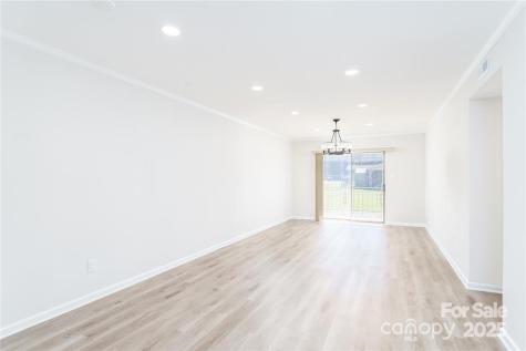 103 Carriage House Drive Kannapolis NC 28081