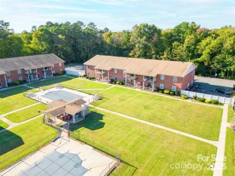 103 Carriage House Drive Kannapolis NC 28081