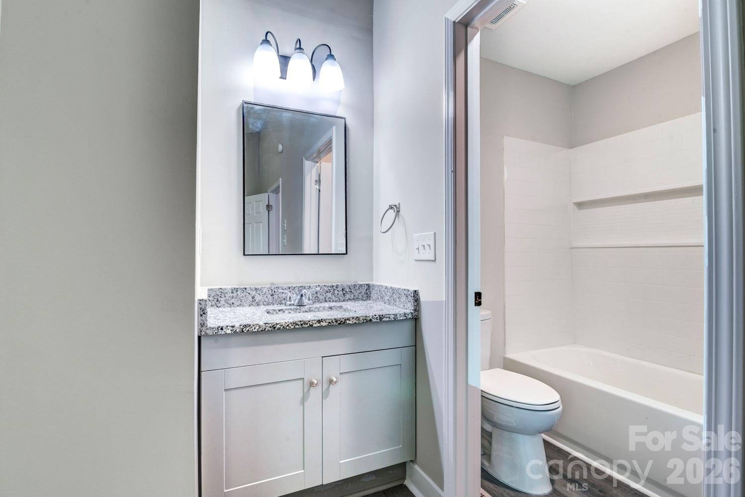 6129 Windsor Gate Lane Charlotte NC 28215