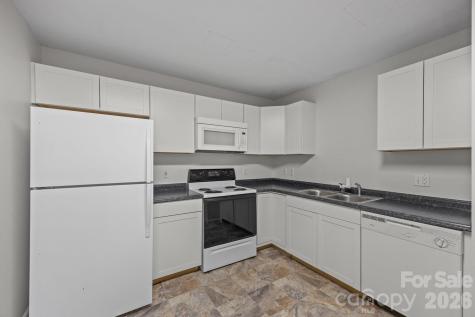 6 Azalea Road Arden NC 28704