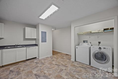 6 Azalea Road Arden NC 28704