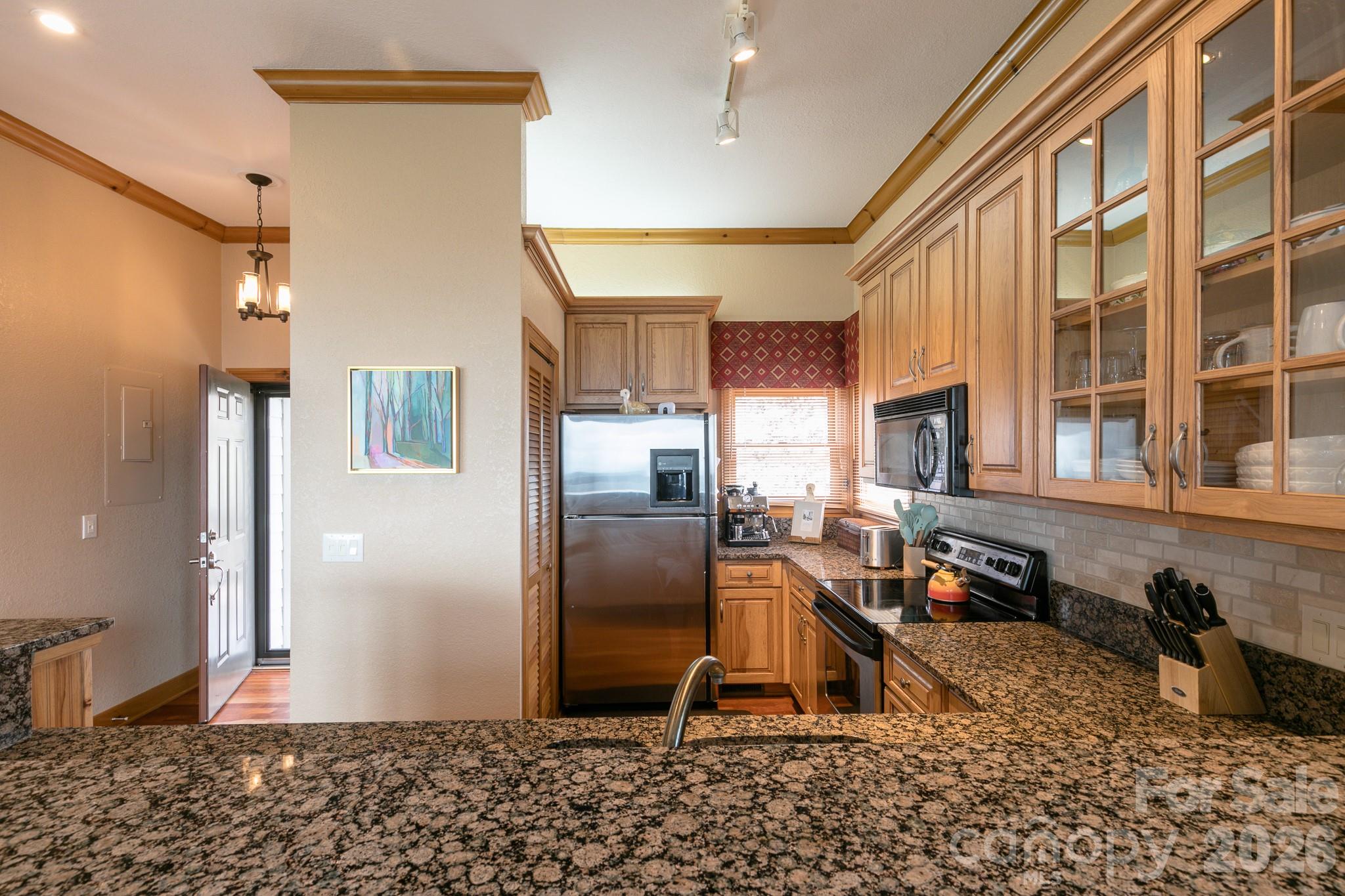 140 Slickrock Road Burnsville NC 28714