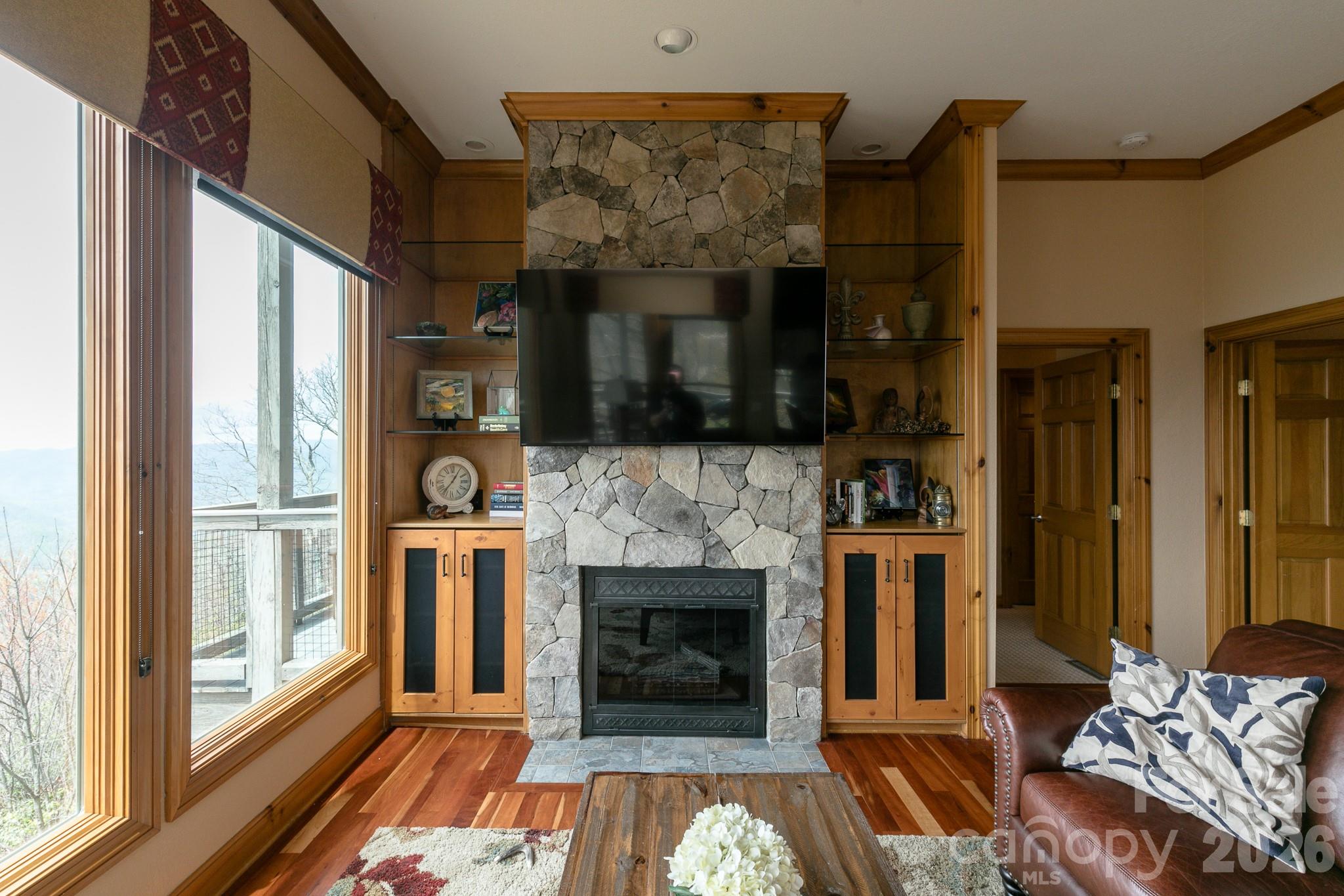 140 Slickrock Road Burnsville NC 28714