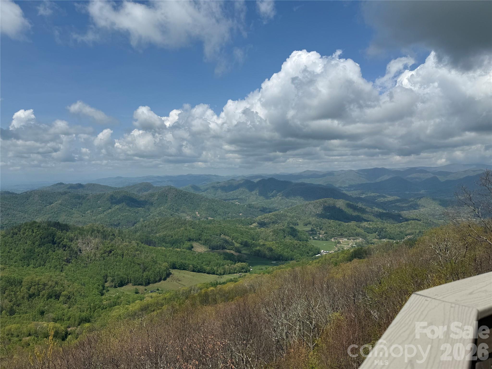 140 Slickrock Road Burnsville NC 28714