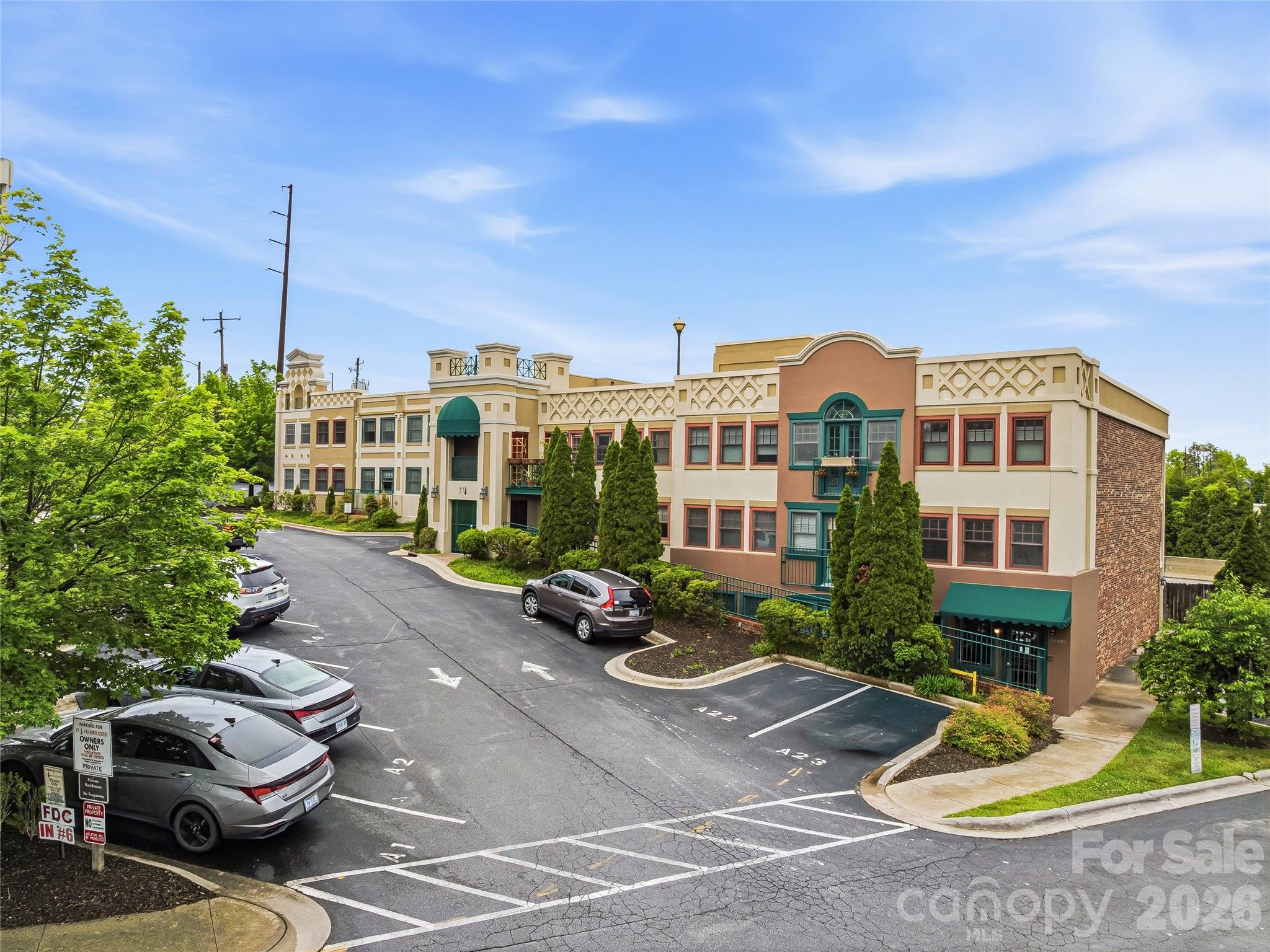 37 Hiawassee Street Asheville NC 28801