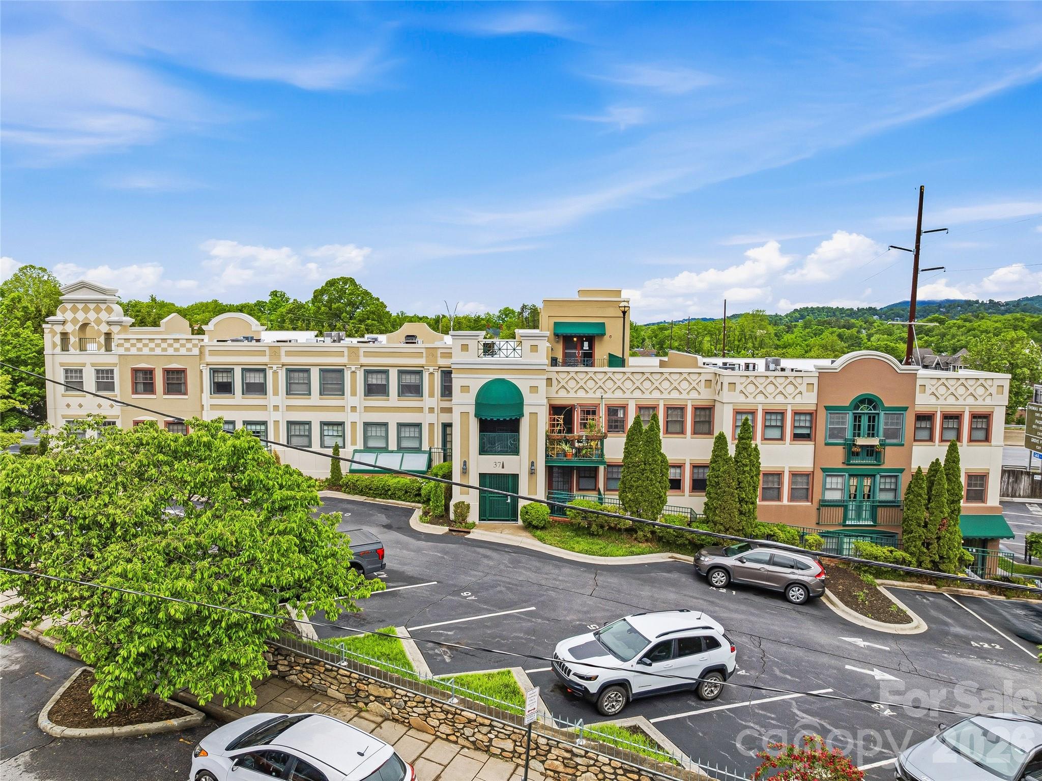 37 Hiawassee Street Asheville NC 28801