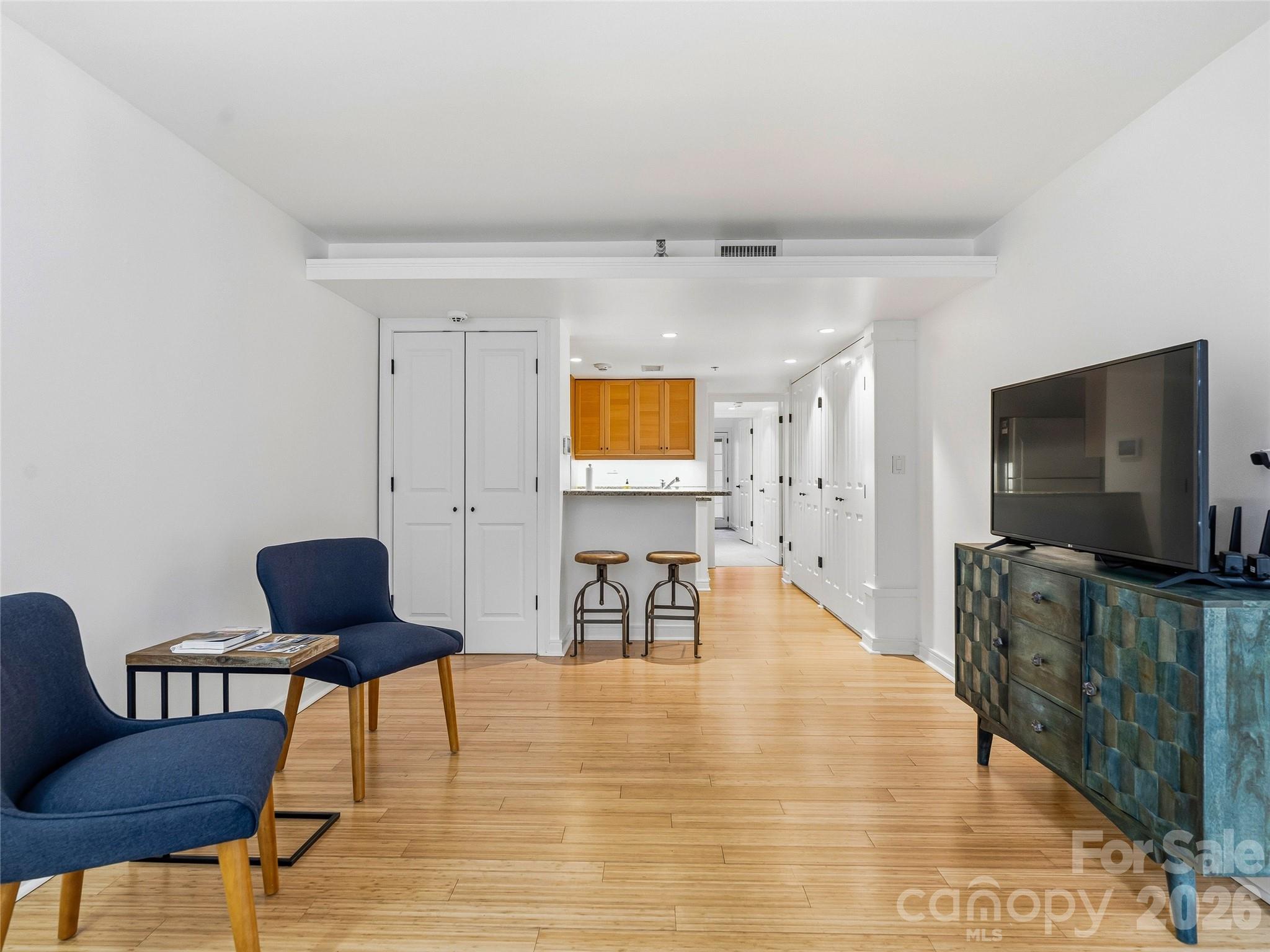 37 Hiawassee Street Asheville NC 28801