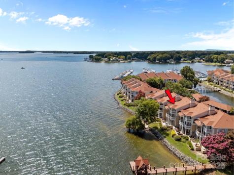 17925 Kings Point Drive Cornelius NC 28031