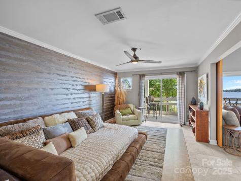 17925 Kings Point Drive Cornelius NC 28031