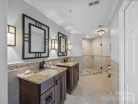 17925 Kings Point Drive Cornelius NC 28031