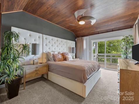 17925 Kings Point Drive Cornelius NC 28031