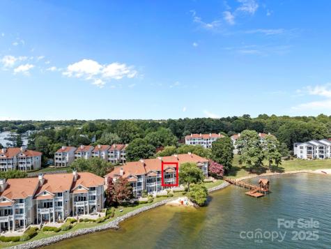 17925 Kings Point Drive Cornelius NC 28031