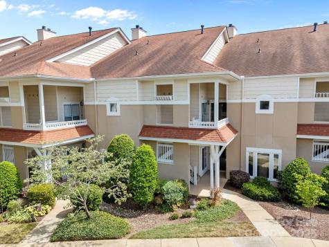 17925 Kings Point Drive Cornelius NC 28031