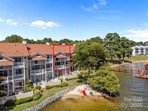 17925 Kings Point Drive Cornelius NC 28031