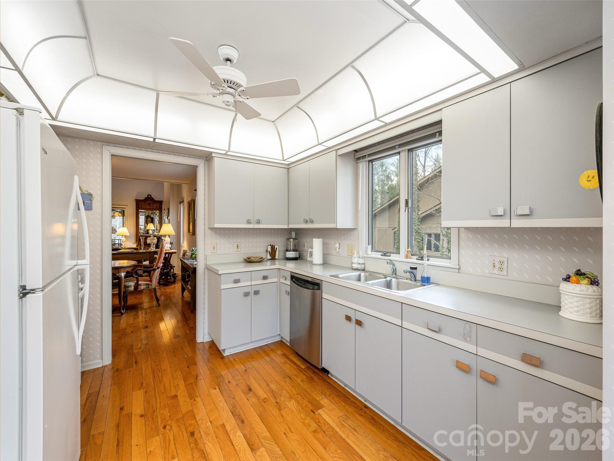 601 Red Oak Drive Hendersonville NC 28791