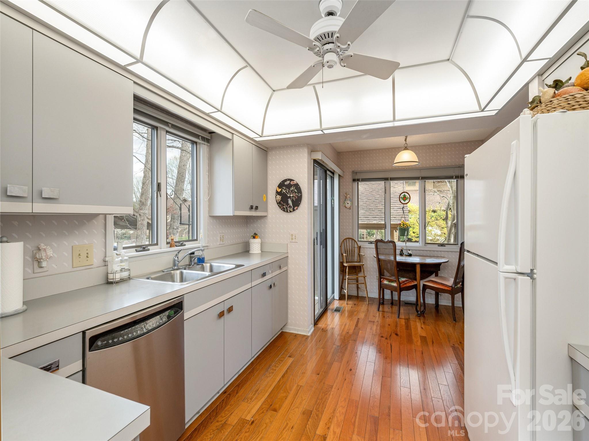 601 Red Oak Drive Hendersonville NC 28791