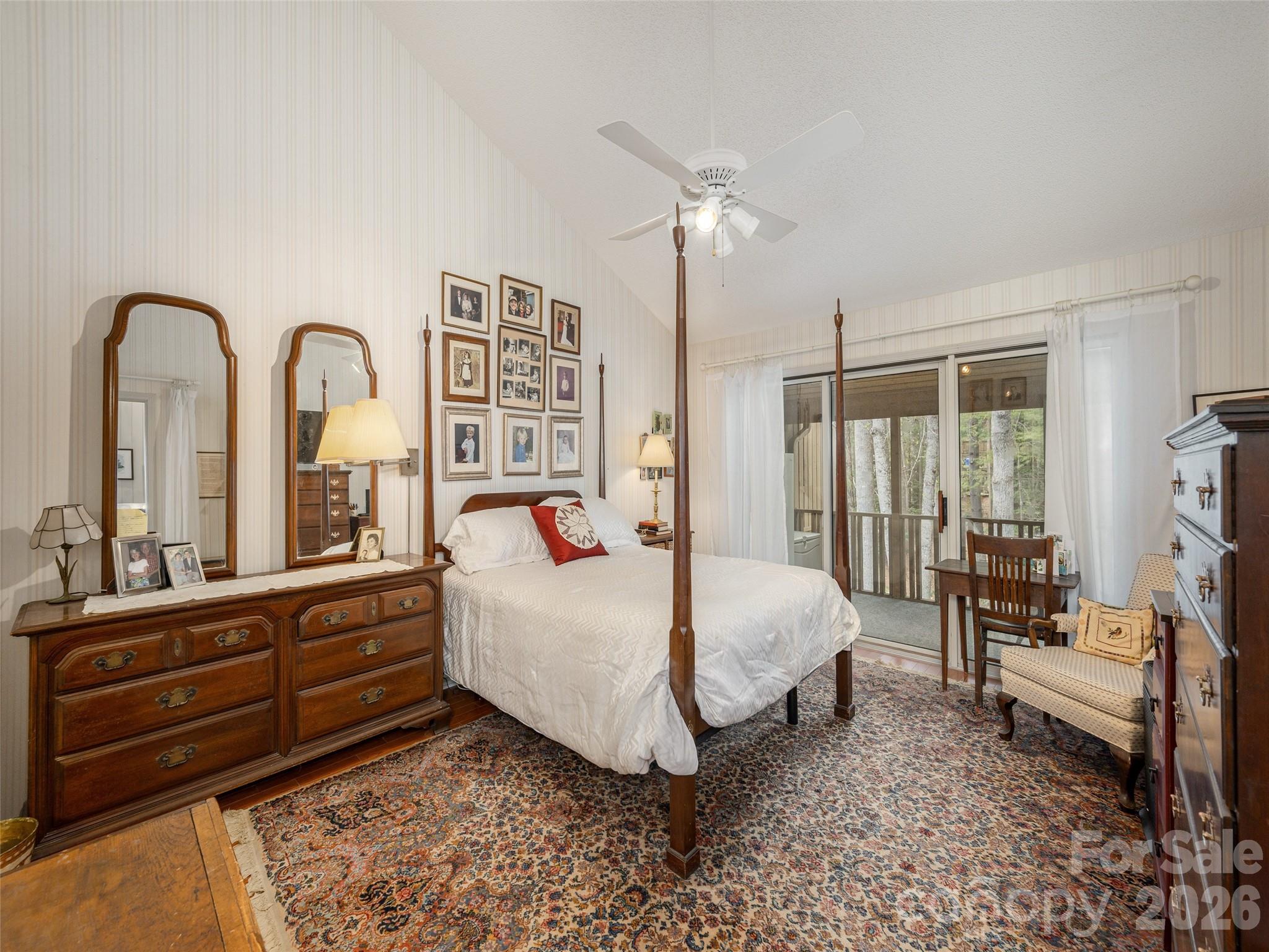 601 Red Oak Drive Hendersonville NC 28791