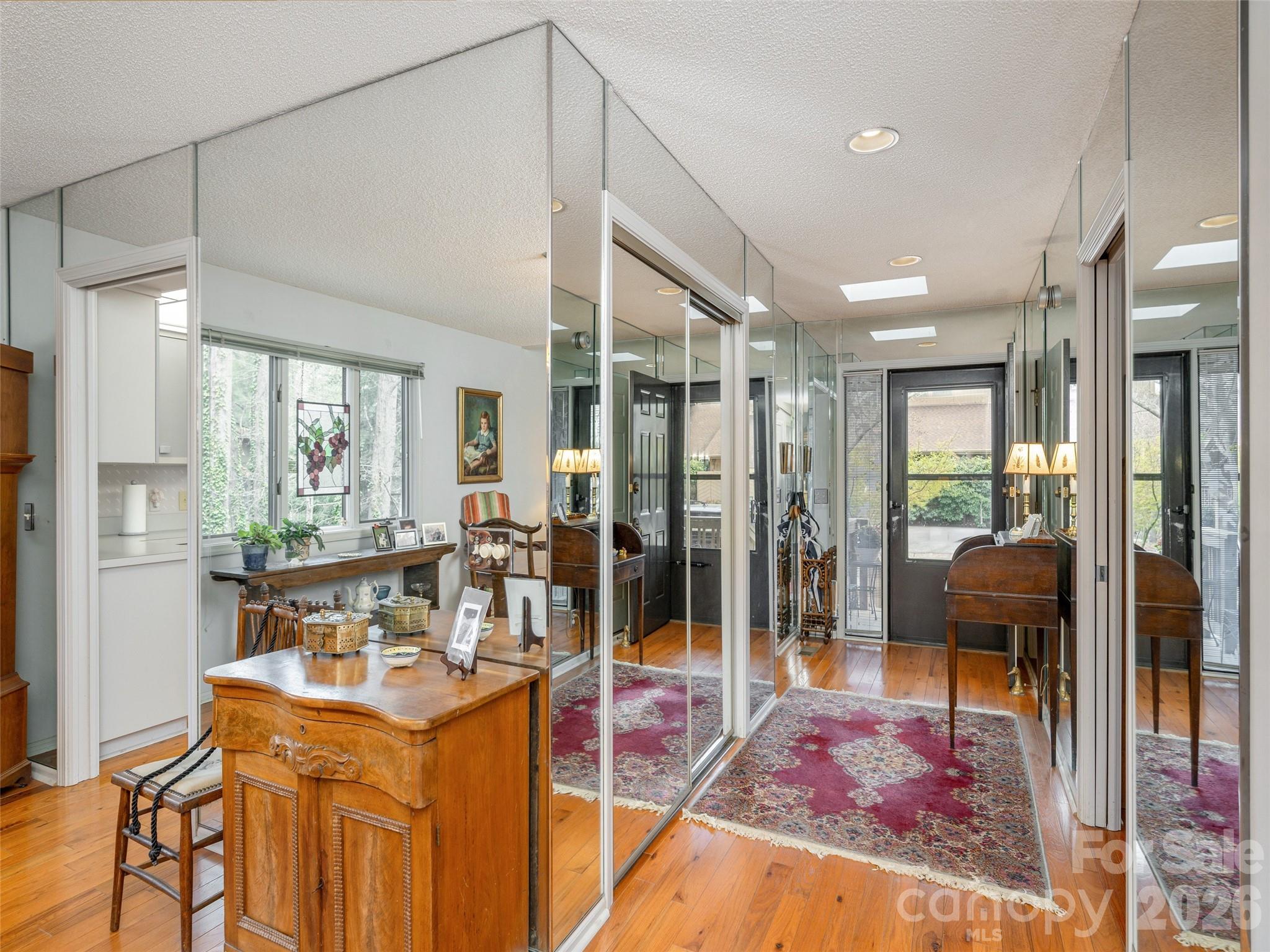 601 Red Oak Drive Hendersonville NC 28791