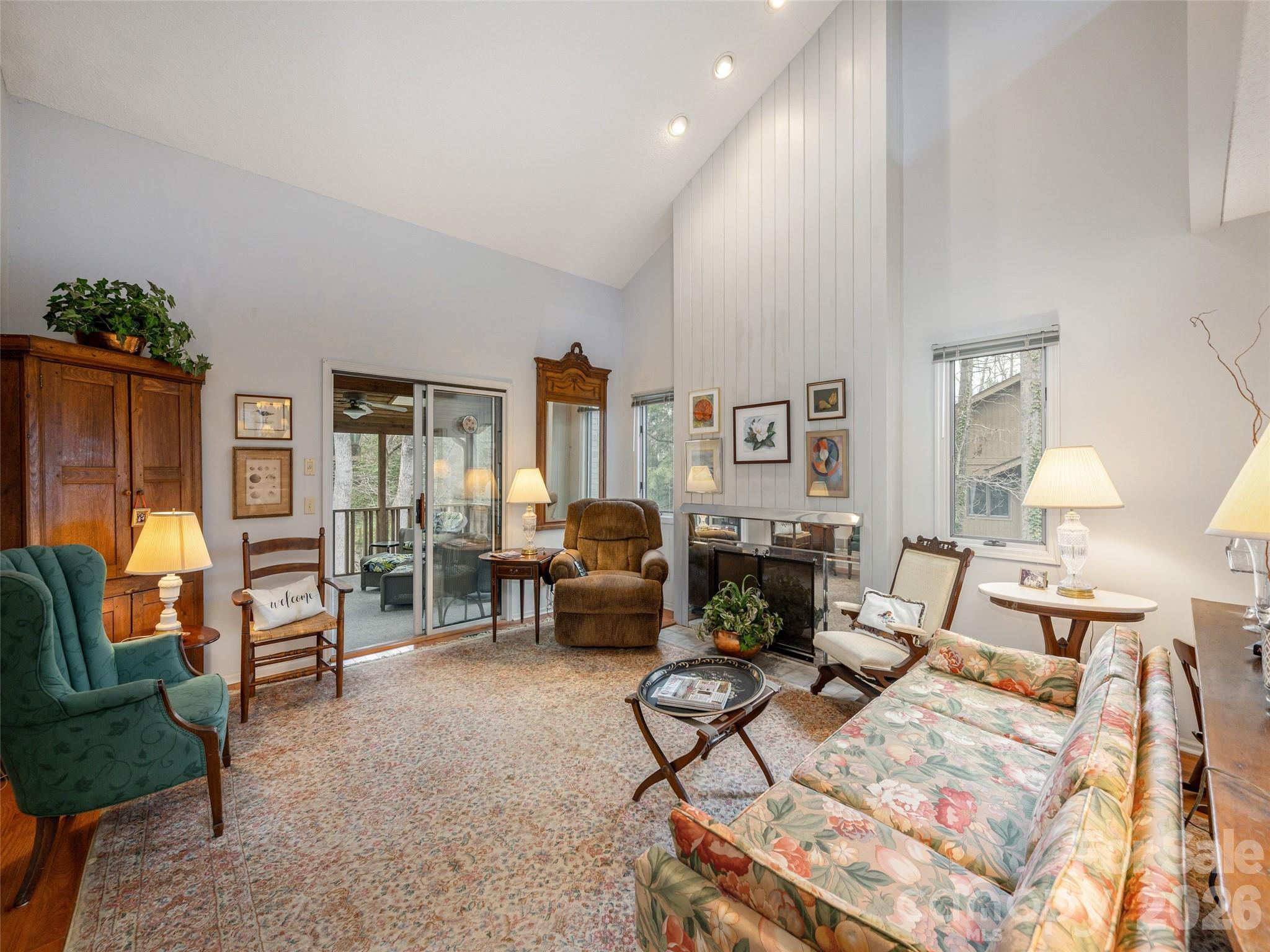 601 Red Oak Drive Hendersonville NC 28791