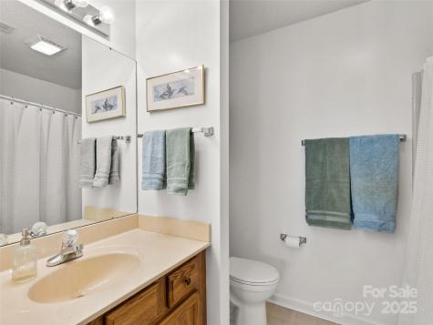 1206 Deermouse Way Hendersonville NC 28792