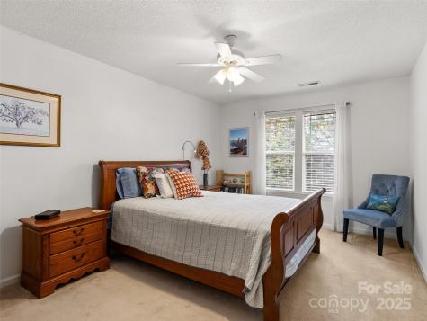 1206 Deermouse Way Hendersonville NC 28792