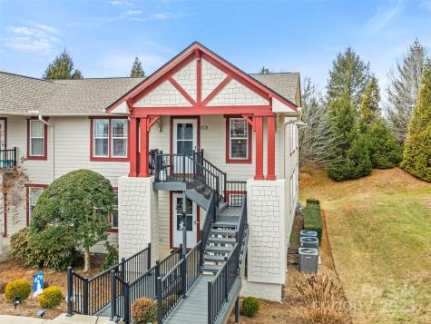 1206 Deermouse Way Hendersonville NC 28792