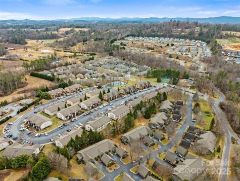 1206 Deermouse Way Hendersonville NC 28792