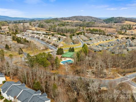 1206 Deermouse Way Hendersonville NC 28792