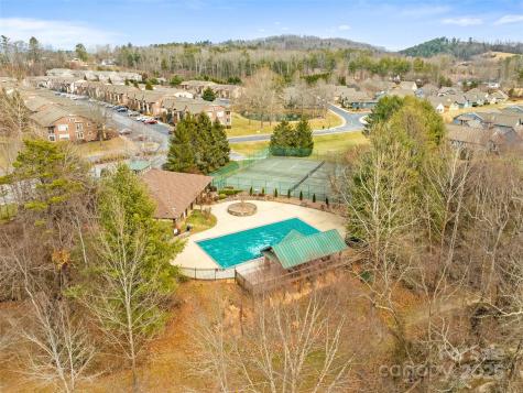 1206 Deermouse Way Hendersonville NC 28792