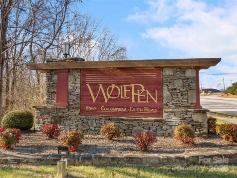 1206 Deermouse Way Hendersonville NC 28792