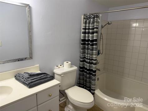 4823 Spring Lake Drive Charlotte NC 28212