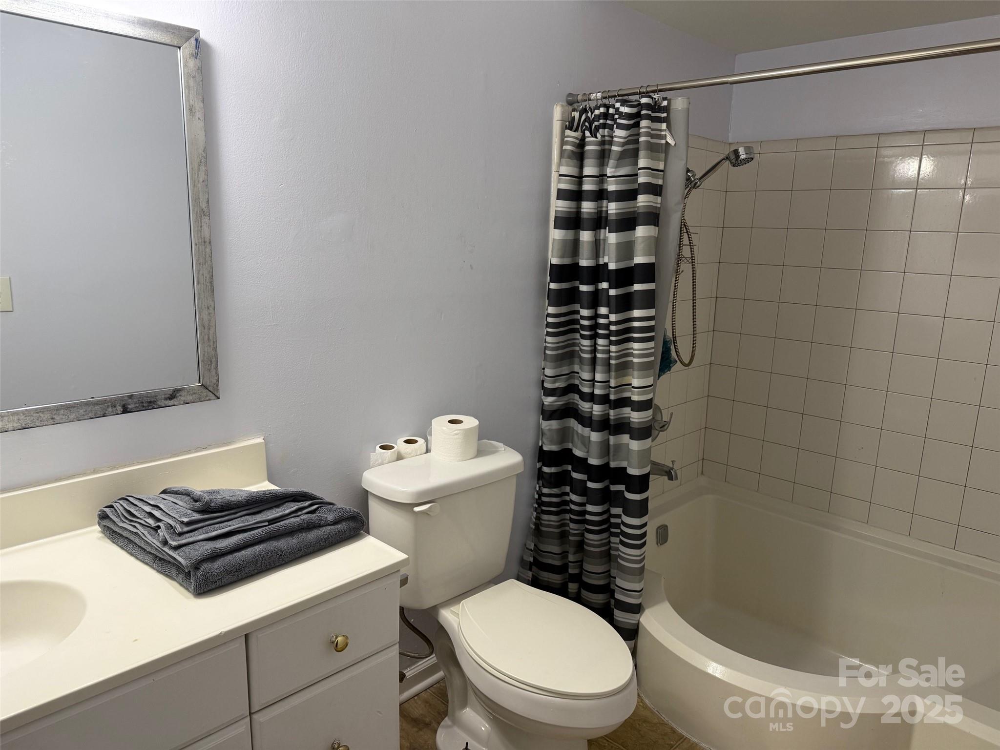 4823 Spring Lake Drive Charlotte NC 28212